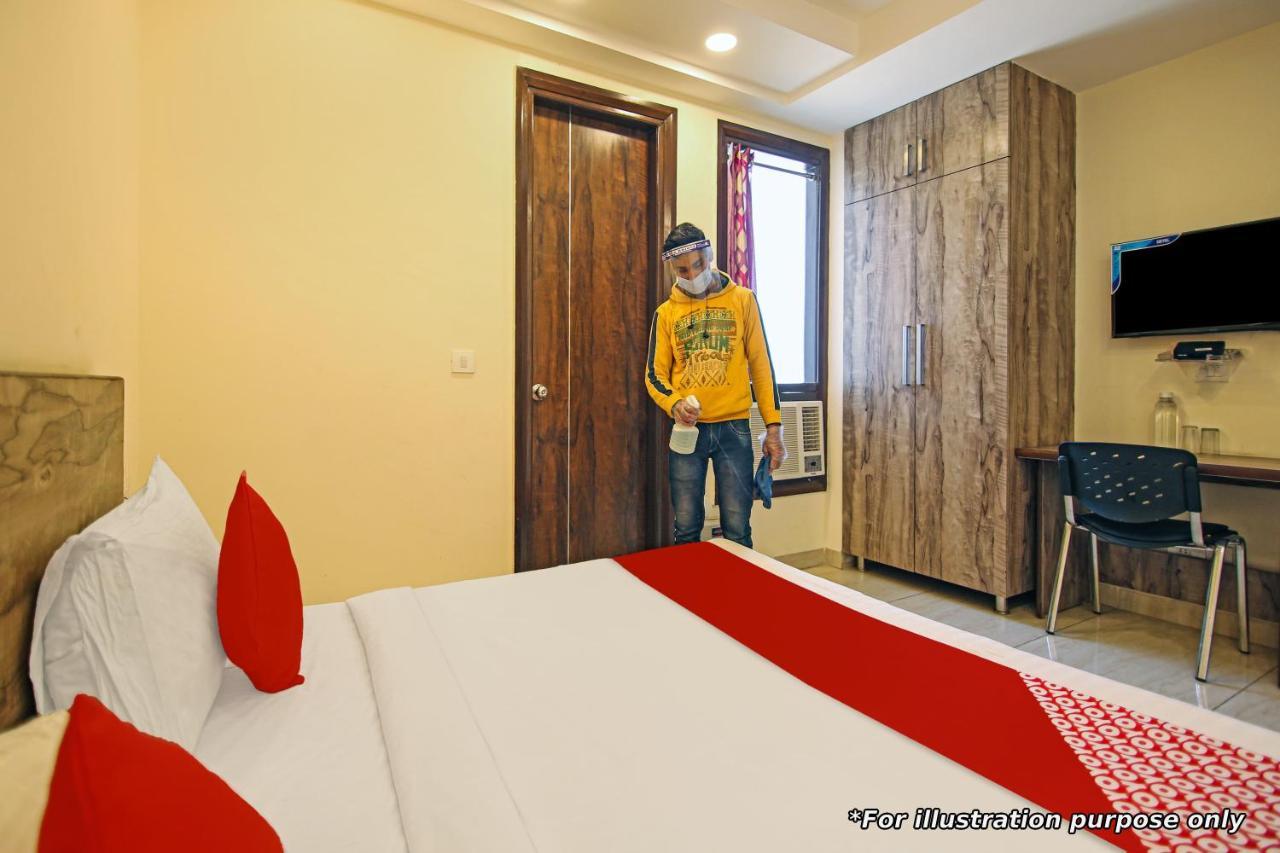 Metro Residency Bombaim Exterior foto