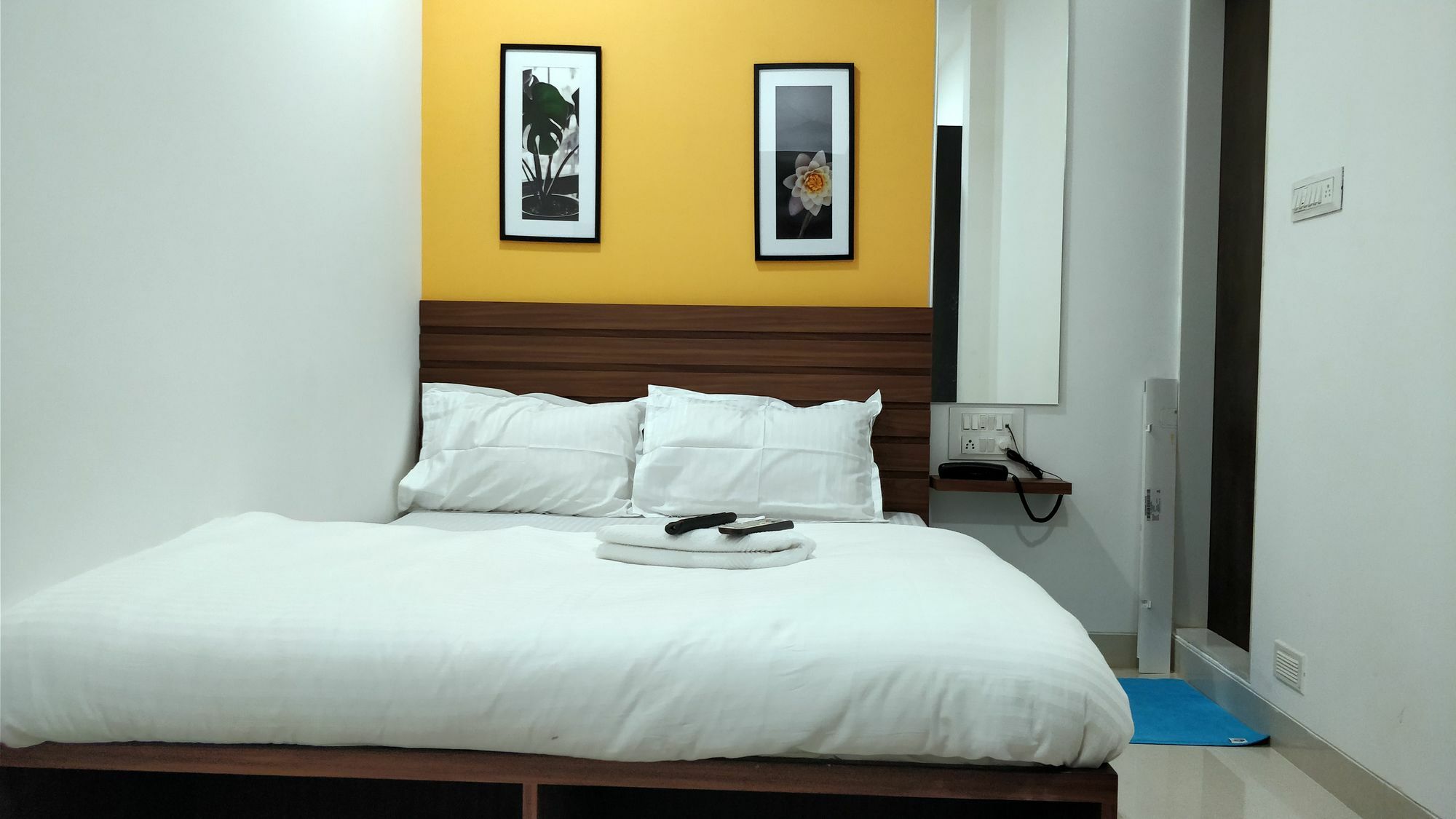 Metro Residency Bombaim Exterior foto