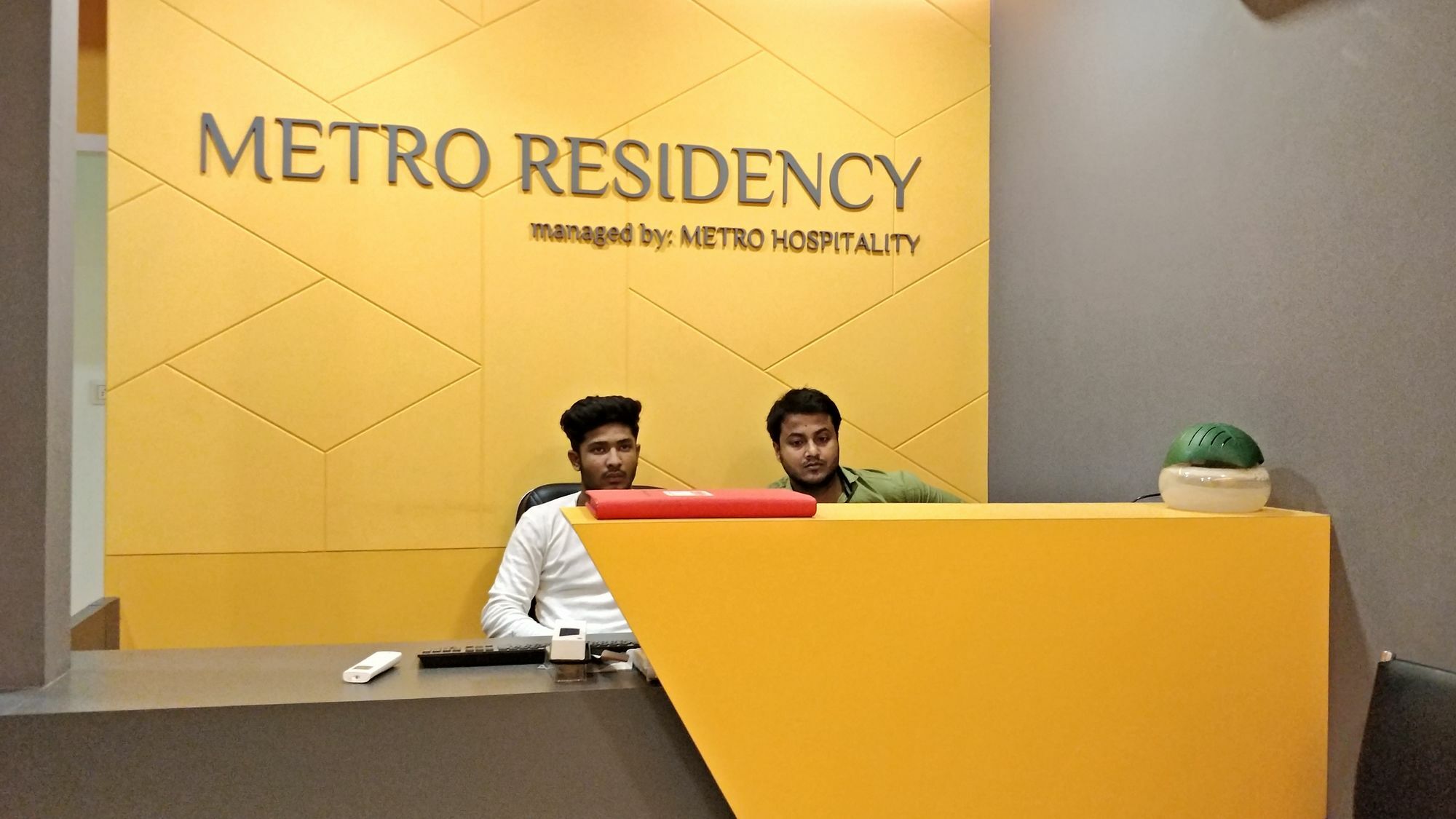 Metro Residency Bombaim Exterior foto